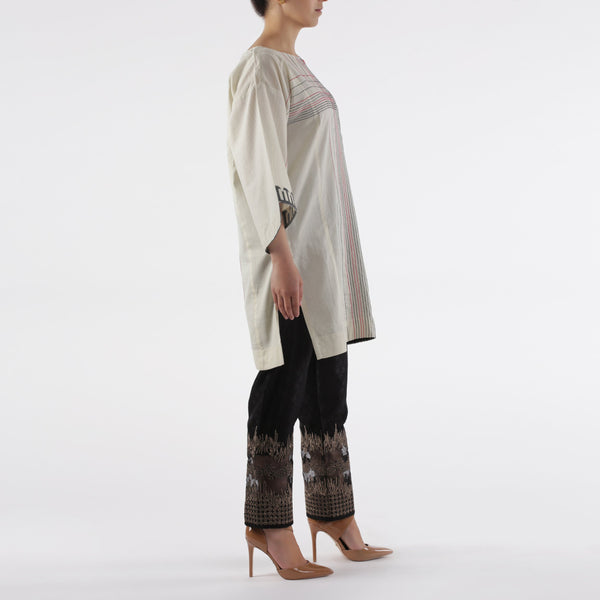 Oaks Off-White Jacquard Printed Kurti - Anaya Clothing